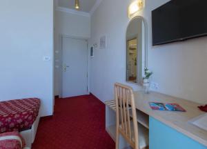 Triple Room with Sea View