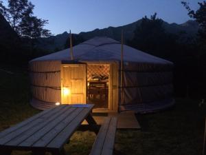 Tentes de luxe Yourtes Mongoles Gavarnie : photos des chambres