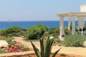 Waterfront Salenthouse - Torre Suda