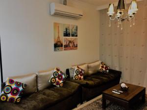 Pool View Apartments at British Resort - Unit 13