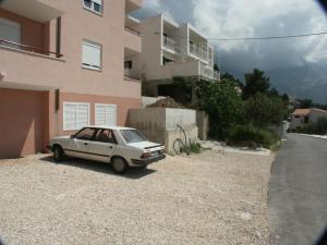 Apartments by the sea Baska Voda Makarska 300