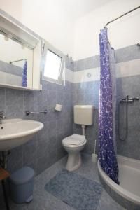 Apartments with a parking space Novigrad - 7121