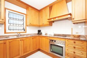 Owl Booking Villa Bernat - 10 Min Walk to the Beach