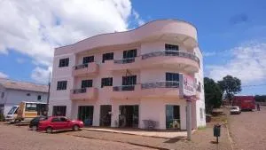 Apartamento Quadros - 马沙蒂纽