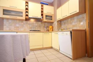 Two-Bedroom Apartment with Terrace and Sea View room in Apartments by the sea Stara Novalja Pag - 9416