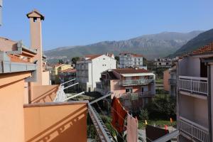 Apartments by the sea Podstrana, Split - 9503