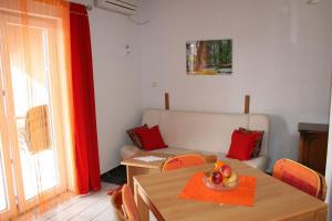 Apartment Okrug Gornji 11634c