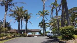 Tabourie Lake Motor Inn - Moruya