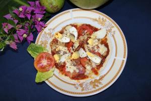 Blue Star Bungalows & Cafe