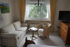 Weingut & Gästehaus Engelmann-Schlepper - 施朗根巴特