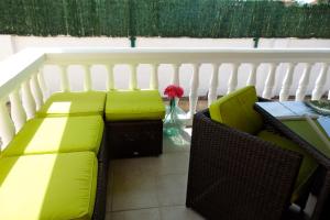 MEDDAYS VILLA AMPARO