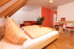 Penzion Gasthof-Pension Brauner Hirsch in Alfeld - Mittelfranken Alfeld Nemčija