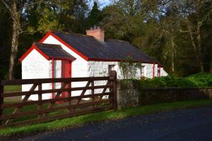 Railway Crossing Cottage