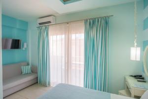 WhiteSands Beach Resort