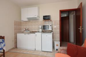 One-Bedroom Apartment with Terrace room in Apartments by the sea Stari Grad Hvar - 5697