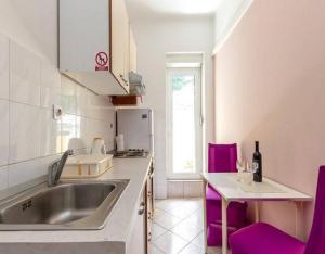 Apartments with WiFi Split - 12154