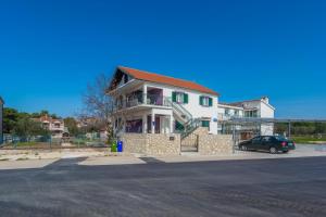 Apartments with a parking space Biograd na Moru, Biograd - 12796