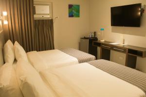 1A Express Hotel