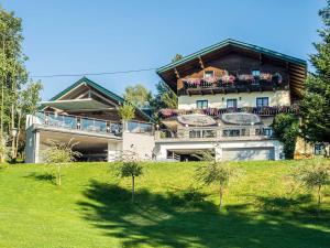 Pansion Siri's Einkehr Sankt Georgen im Attergau Austria