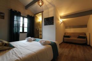Maisons d'hotes Etxe goxoan chambres d'hotes avec cuisine ete equipee commune et jaccuzi : photos des chambres