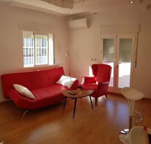 Bonito Atico cerca de la Estacion de buses y trenes, Apartmanok - Málaga