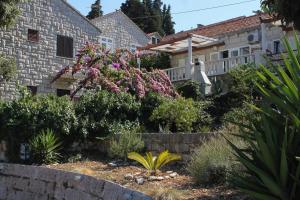 Apartments by the sea Korcula 9132