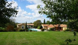 Maisons de vacances Gites La Bakenia : photos des chambres