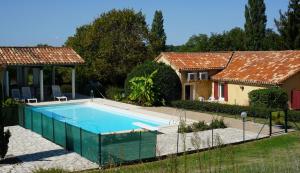 Maisons de vacances Gites La Bakenia : photos des chambres