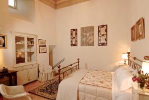 Suite with Balcony room in Palazzo Sant'Angelo
