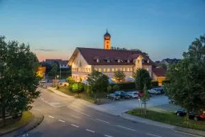 Pfaffinger Hof - Emmering