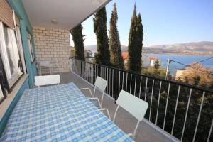 Apartments by the sea Mastrinka, Ciovo - 7582