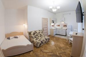 Квартира на вулиці Дорошенка 12 в центрі Львова недалеко Оперного театру з власною парковкою у дворі