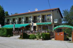 Hotels La Tour du Loup : photos des chambres