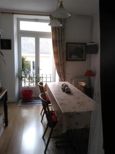 B&B / Chambres d'hotes Maison Lapeyriere : photos des chambres