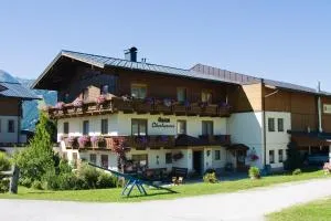 Pension Oberhorner - Preunegg