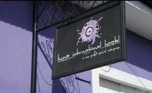 Luna International Hostel - إستيلي