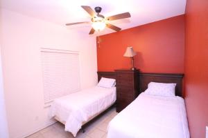 Los Cabos III Condominiums