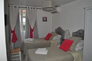 Hotels Hotel Restaurant Le Provencal : photos des chambres