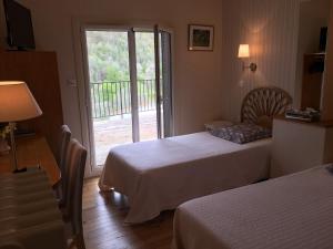 Hotels Les Tilleuls : photos des chambres