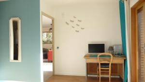 B&B / Chambres d'hotes Le Jardin aux Oiseaux : photos des chambres