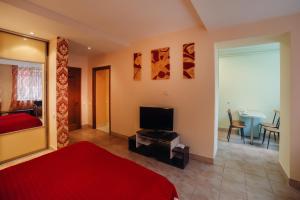 Studio Apartment room in Best Apartment Plosha Rynok