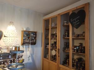 B&B / Chambres d'hotes CHAMBRES D'HOTES L'Oreliane en Provence Adults Only : photos des chambres