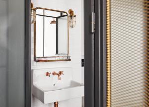Hotels The Hoxton, Paris : photos des chambres