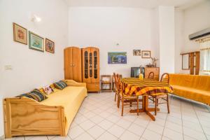 Apartments Vintijan 1268