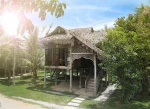 Kunang Kunang Heritage Villas - Pantai Cenang