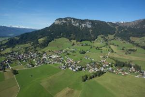 Ferienwohnung Hierzegger