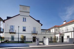 Апартамент Residence Le Querce Монца Италия