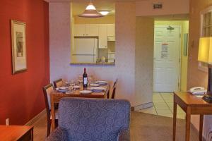 Holiday Inn Hotel & Suites Osoyoos by IHG