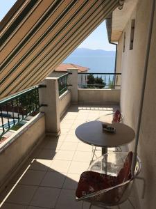 Studio with Balcony and Sea View room in Studio Gradac 13179b