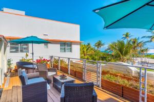 Apartment with Terrace room in Ocean Drive Suites